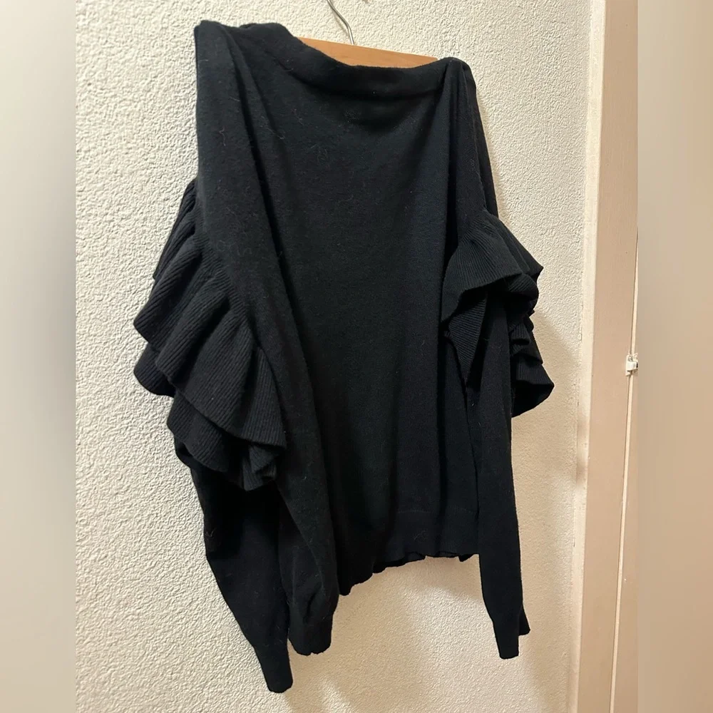 Lumiere Sweater Women’s Ruffled Tiered V Neck Black Long Sleeve Cardigan  Size L